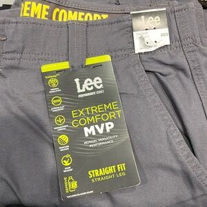 Lee, extreme comfort, MVP, straight, fit straight leg pants, size 34 x 29